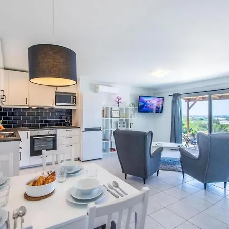 Monte Alegrete By Interhome
